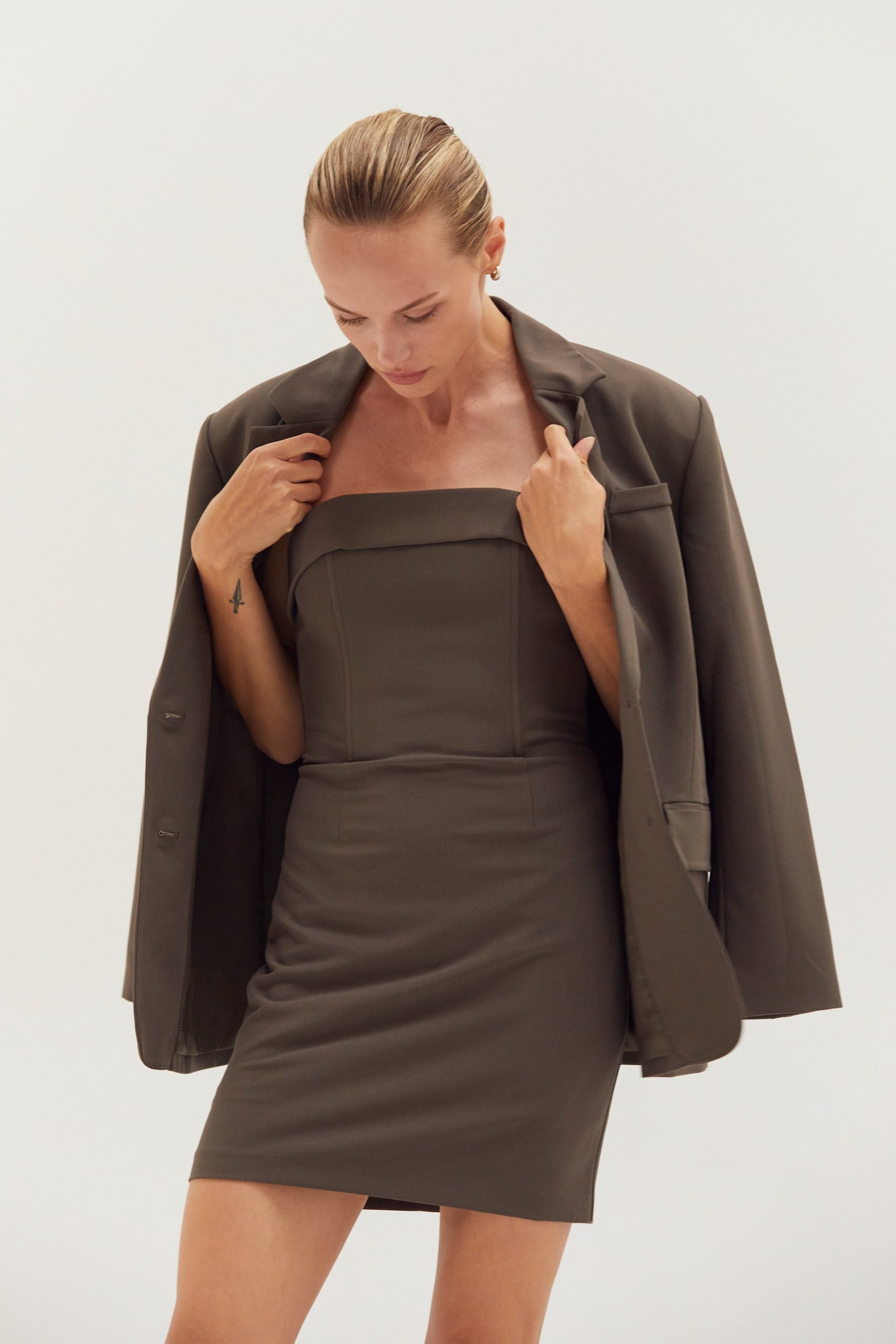 CR_CD8623-1_BROWNGREY-_4.jpg