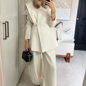 EMMA CREAM SHOULDER PADDED CINCHED WAISTED BLAZER